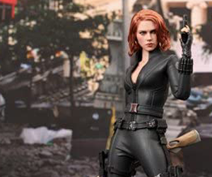 black widow marvel gifts for geeks
